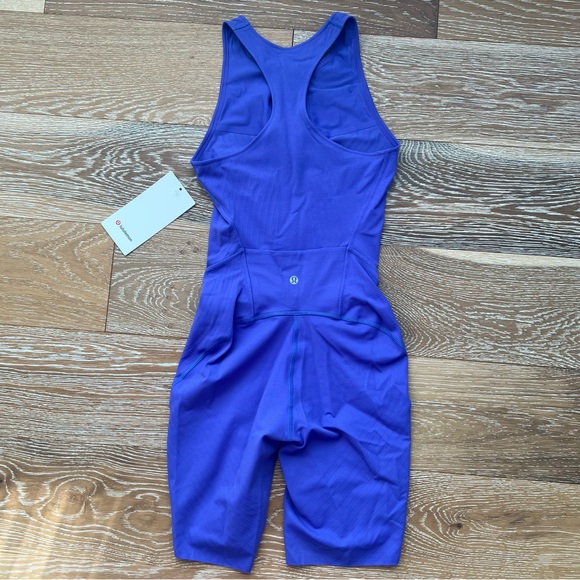 Lululemon Running One-Piece Jumpsuit Sz. 4/6 NWT - Picture 13 of 14